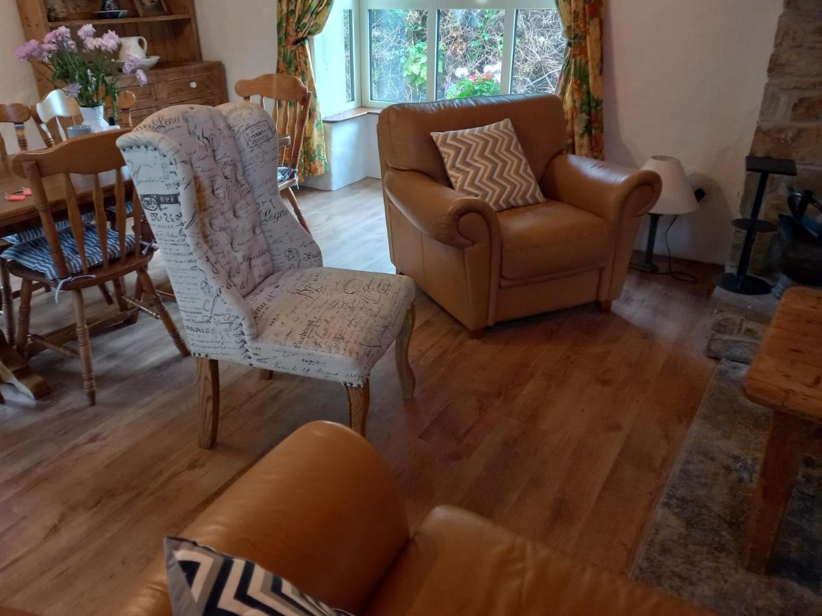 Cheerful Cottage Westport Luaran gambar